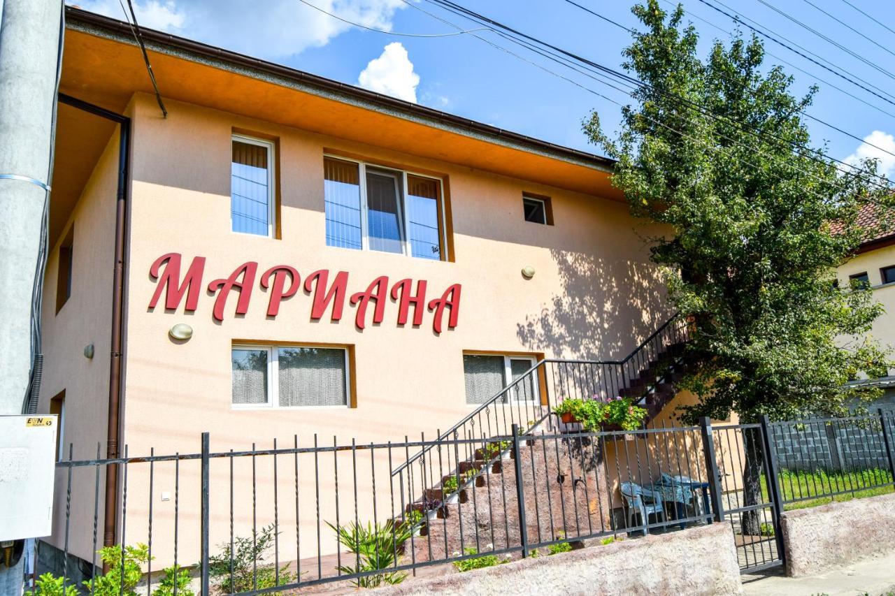 Mariana Apartment Pavel Banya Ngoại thất bức ảnh