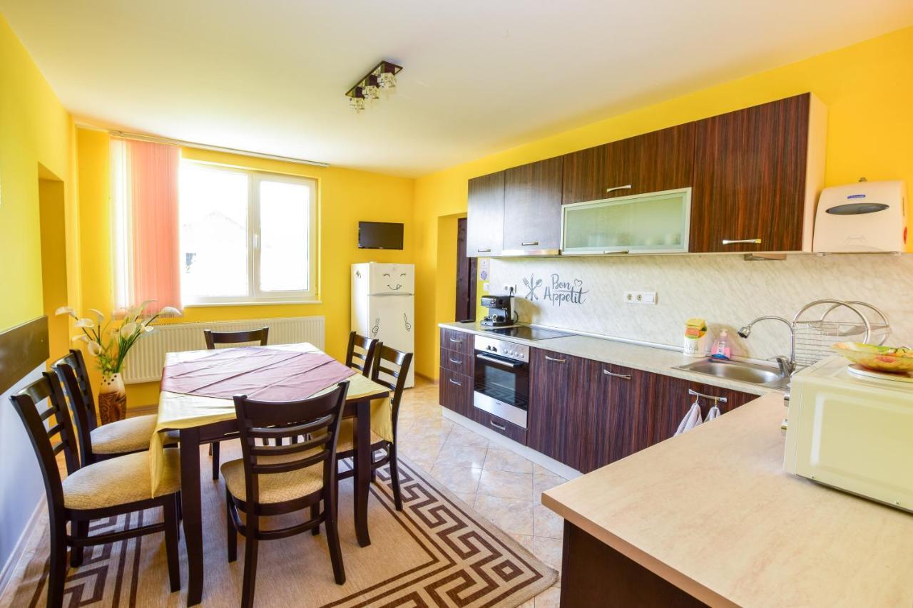 Mariana Apartment Pavel Banya Ngoại thất bức ảnh