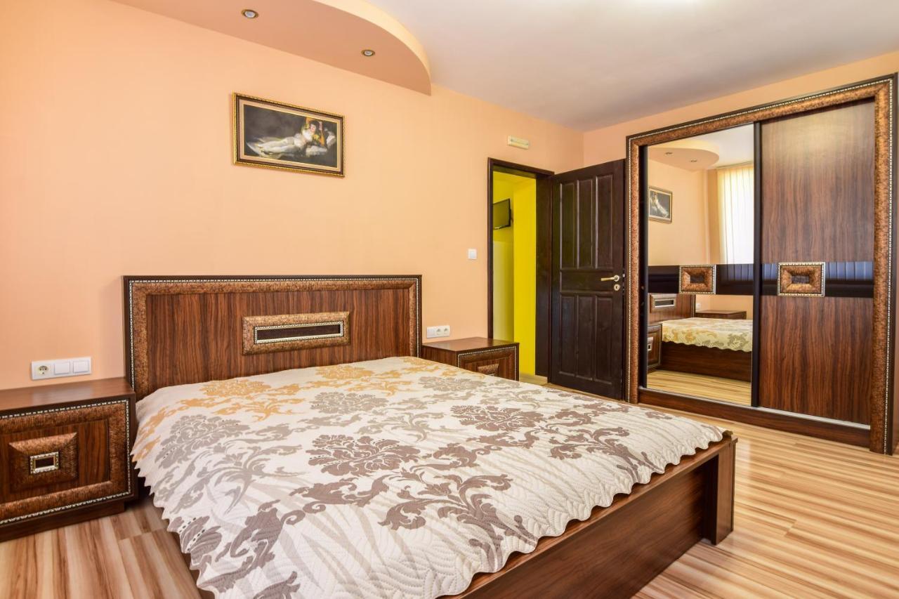 Mariana Apartment Pavel Banya Ngoại thất bức ảnh