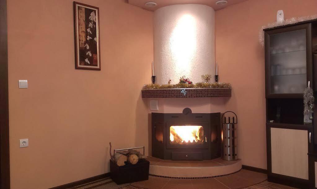 Mariana Apartment Pavel Banya Ngoại thất bức ảnh
